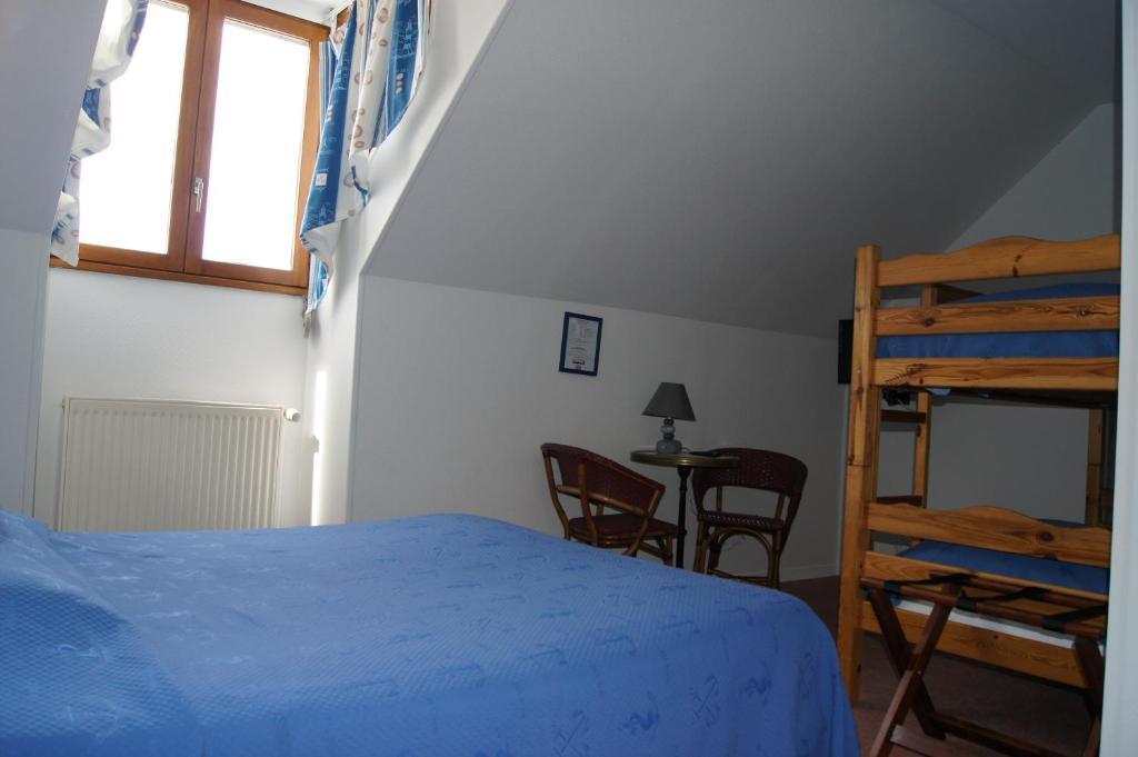 Hotel Aux Trois Jean Le Crotoy Zimmer foto